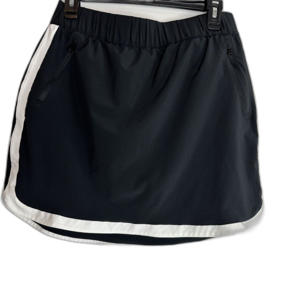 T by TALBOTS sz M PETITE Black Pull On Stretch Skort Skirt Athleisure - Picture 1 of 9